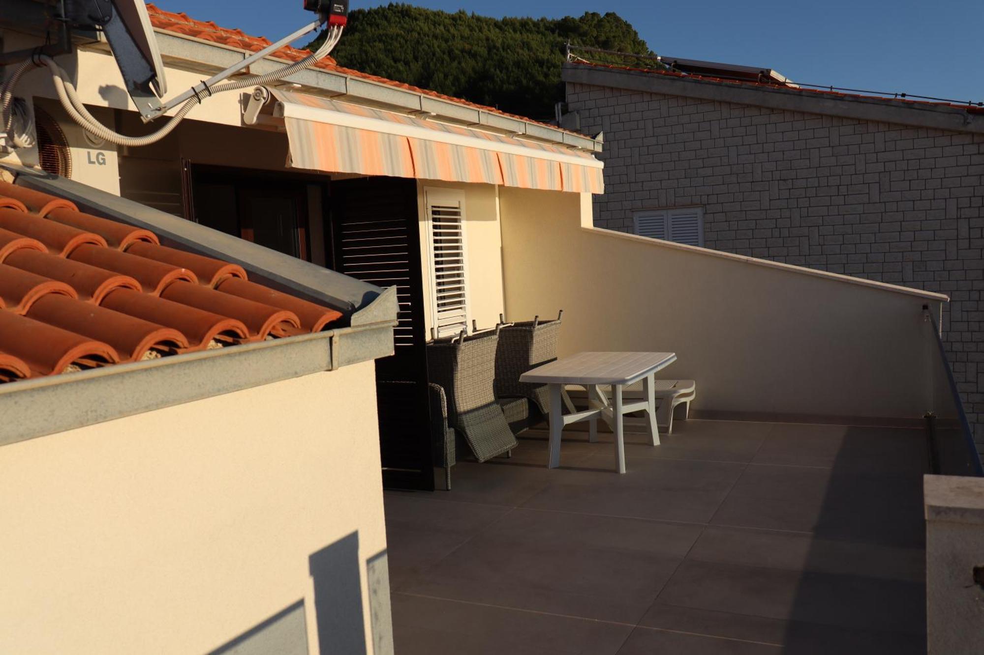 Apartments Villa Tanja Подстрана Екстер'єр фото